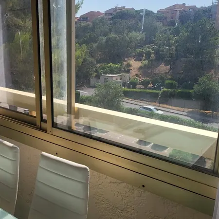 Charment Petit T2 En Duplex Piscine Lägenhet Sainte-Maxime