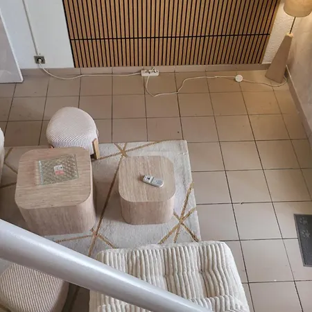 Lägenhet Charment Petit T2 En Duplex Piscine Sainte-Maxime